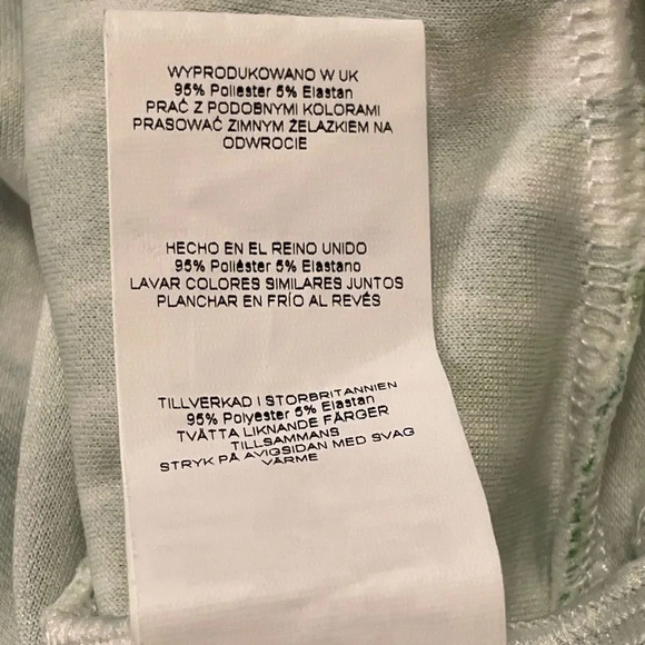 MISSGUIDED Palm Frill Hem Plunge Mini Dress‎ in Green - Picture 7 of 7